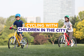 cycling with children in the city 
